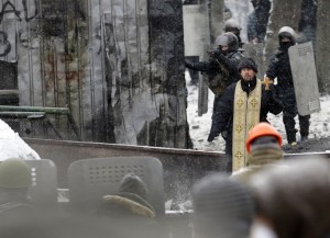 orthodox-priest-in-kiev-jan-22-2014